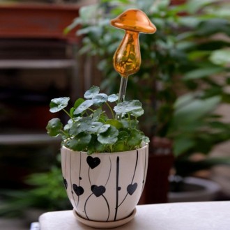 Mushroom Shape House Plants Flowers Water Feeder Automatic Self Watering Clear Glass Devices(Yellow)