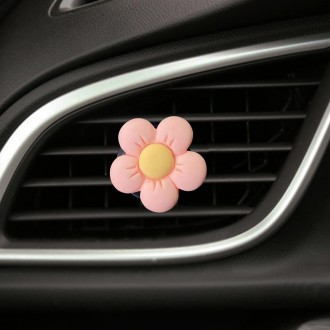 Candy-colored Ffive-petal Flower Car Air Vent Aromatherapy Decorative Clip, Color: Pink