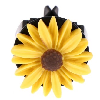 Colorful Resin Daisy Car Air Vent Aromatherapy Decorative Clip, Color: Yellow