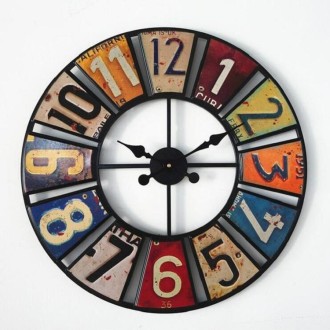 Digital Round Retro Wall Clock Creative License Plate Wrought Iron Decorative Clock(Colorful)