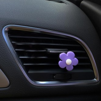 Five-Petal Flower Car Air Vent Aromatherapy Clip, Size: Scented version(Random Color Delivery)