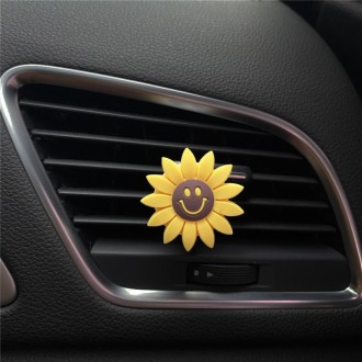 Sunflower Car Air Vent Aromatherapy Decorative Clip, Color: Small Smiley Face