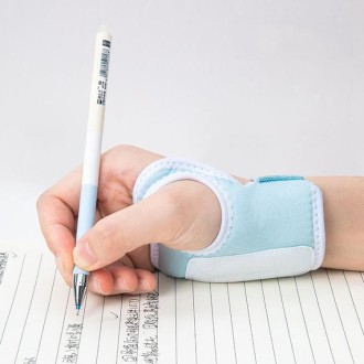 Pen-Holding Posture Wrist Correction Belt Primary School Students Writing Anti-Hook Wrist Corrector,Size: M (Blue)