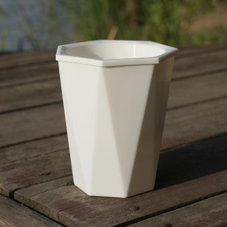 Diamond-shaped Automatic Water-absorbing Lazy Flower Pot Green Plant Plastic Pot  12cm x 14cm(White)
