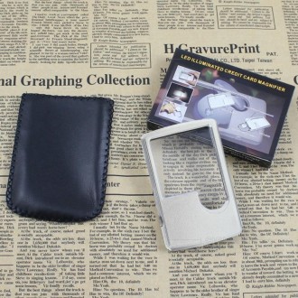 2pcs 3-6 Times Card Type Portable Magnifying Glass Rectangular LED Light