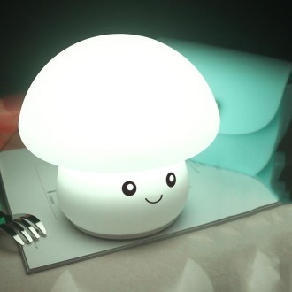 Silicone Colorful Mushroom Night Light Bedside Sleeping Table Lamp, Power source: 0.8W(Handsome Mushroom)