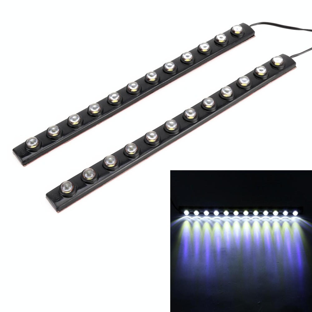 12LEDs SMD-5050 DC12V / 2.6W / 5500K / 131LM Car Daytime Running Light