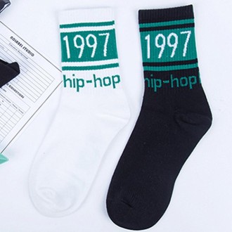 3 Pairs Street Beat Retro Hip Hop Simple Tube Socks Sports Skateboard Socks, Size:One Size(Black)