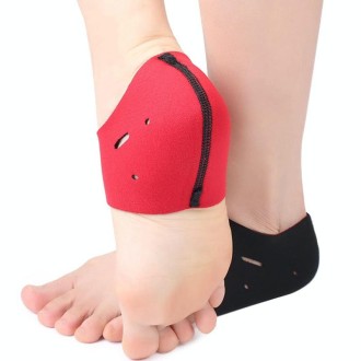 Perforated Heel Cover Indoor Warm Foot Cover(Black+Red)