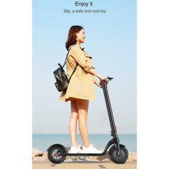 [EU Warehouse] X7 Outdoor Waterproof Foldable Off-road Scooter with 8.5 inch Vacuum Tires & LCD Display & LED Lights & 5AH Lithi