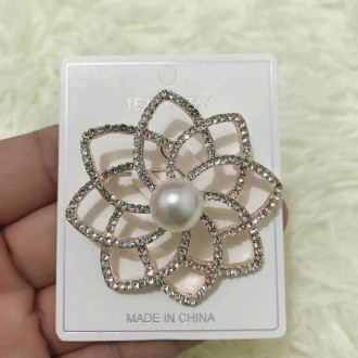 Alloy Diamond Double Flower Brooches Temperament Wild Clothes Pin(B07343)