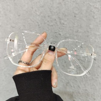 Literary Retro Anti-Blue Light Glasses Frame Light Polygonal Frame Flat Lens Eyeglass(Clear White)