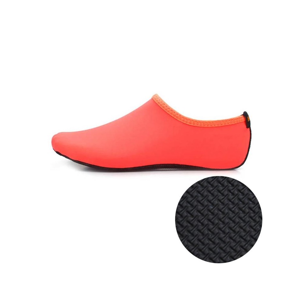 3mm Non-slip Rubber Embossing Texture Sole Solid Color Diving Shoes and Socks, One Pair, Size:M (Orange)