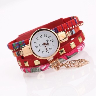 Ladies Quartz Bracelet Watch with Leaf Shape Pendant(Red)