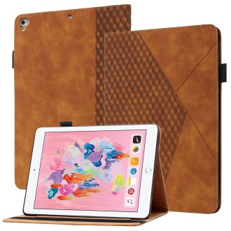 Rhombus Skin Feel Horizontal Flip Tablet Leather Case with Card Slots & Holder & Sleep / Wake-up Function For iPad 9.7 2018 / 20