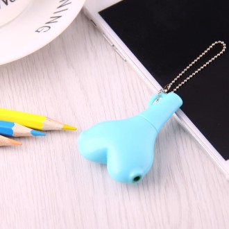 1 Male to 2 Females 3.5mm Jack Plug Multi-function Heart Shaped Earphone Audio Video Splitter Adapter with Key Chain for iPhone,