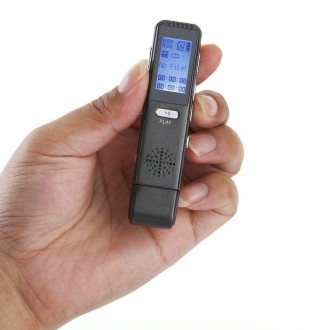 V858 Portable Audio Voice Recorder, 8GB, Support Music Playback