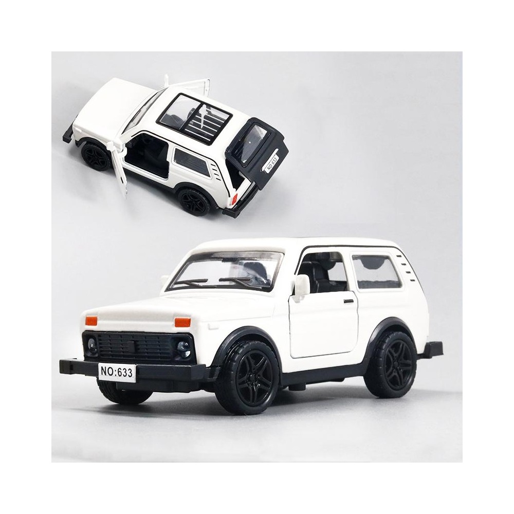 1:36 Alloy Car Model Three Open Door Small Car Toys Cake Ornaments(White)