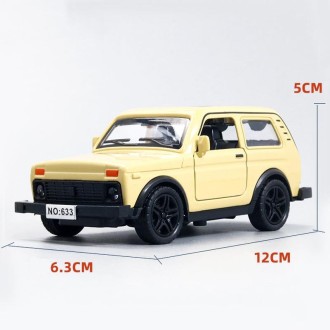 1:36 Alloy Car Model Three Open Door Small Car Toys Cake Ornaments(White)