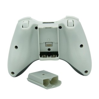 For Microsoft Xbox 360 / PC XB13 Dual Vibration Wireless 2.4G Gamepad With Receiver(White)