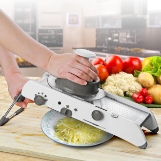 CZ-01 Multifunctional Household Stainless Steel Manual Vegetable Cutting Machine Carrot Potato Grater (Silver)