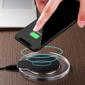 Safety Wireless and Limitless QI-standard Wireless Charger Fast Charging Charger with Micro USB Cable