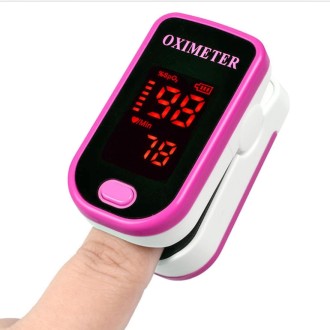 Finger Pulse Oximete LED HD Display Portable Oximeter Equipment Blood Oxygen Monitor Pulse Oximeter(Magenta)