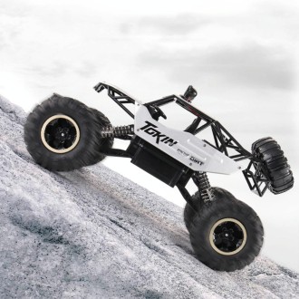 HD6026 1:12 Large Alloy Climbing Car Mountain Bigfoot Cross-country Four-wheel Drive Remote Control Car Toy, Size: 37cm(Silver)